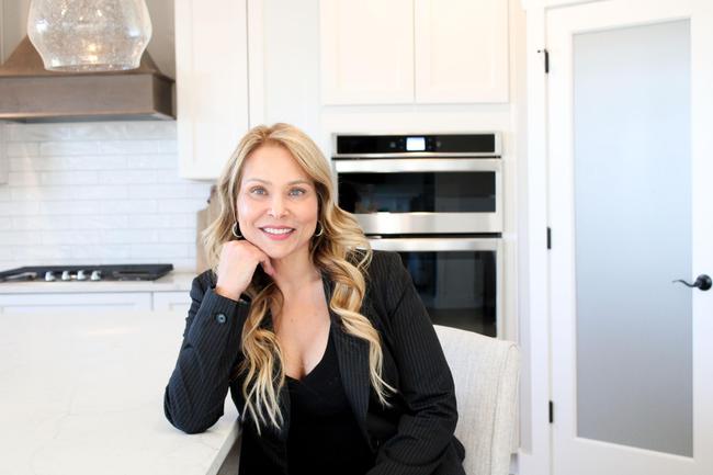 Photo of Lori Wengle,